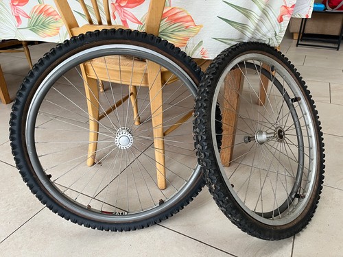 24inch off road - road, wheelchair