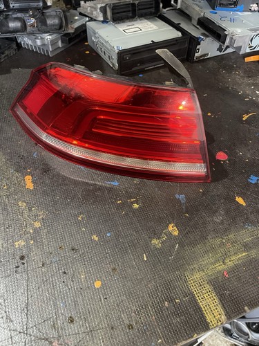 Passat saloon passenger - b8,