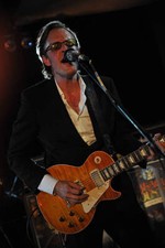 Joe Bonamassa with his Signature Gibson Les Paul guitar performing - Old Photo 1