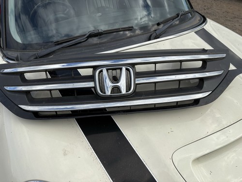 Honda crv mk4 front grill - front.,