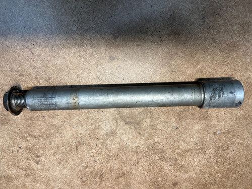 Front wheel spindle axle - axle, honda