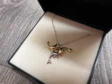 Boxed Unworn 9ct White Yellow