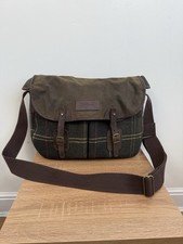 Barbour Tarras Bag Wax Tartan
