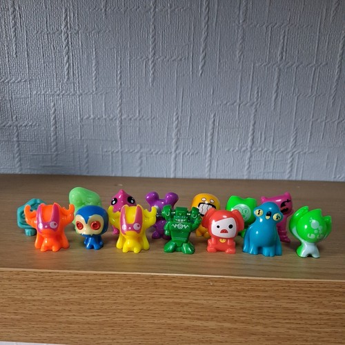 Gogo crazy bones figures x - bones,