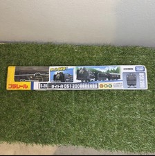 TOMY Plarail Trackmaster S-28 ‘D51-200’ With working light Engine New in Box 