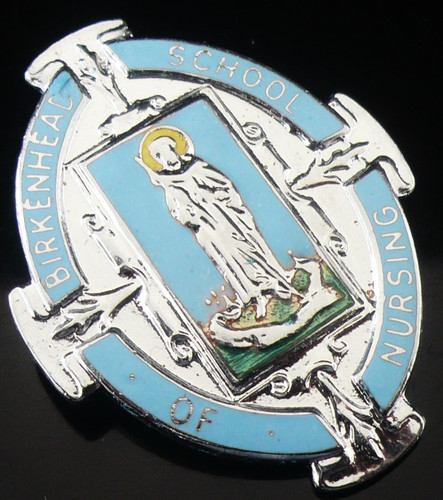 Vintage enamel nursing badge - vintage,