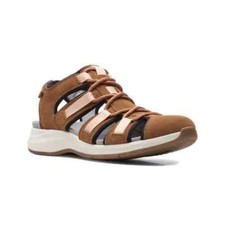 New Clarks Motion Tread