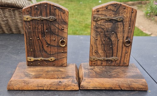 Gothic style bookends resemble - gothic-style,