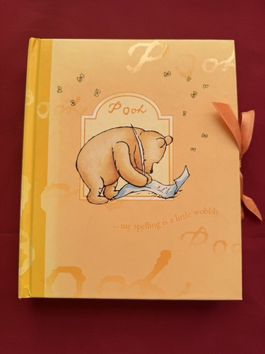 Winnie the pooh baby - pooh, photo