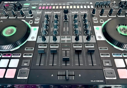 Roland 808 channel serato - dj-808, 4-channel