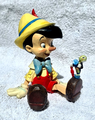 Disney pinocchio jiminy - disney,