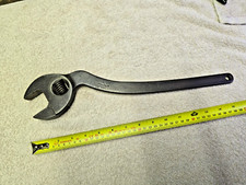 Vintage 16" adjustable spanner (ref W6)