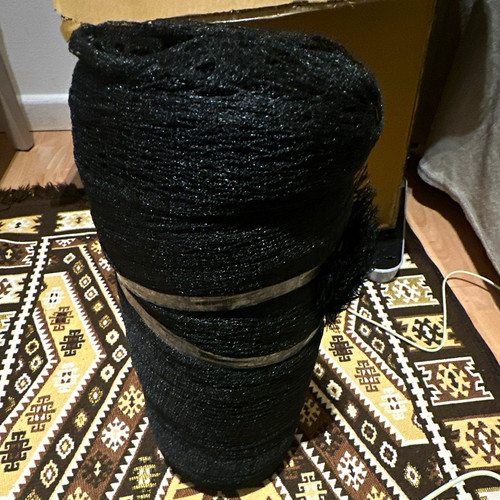 Black plastic bird - black, netting