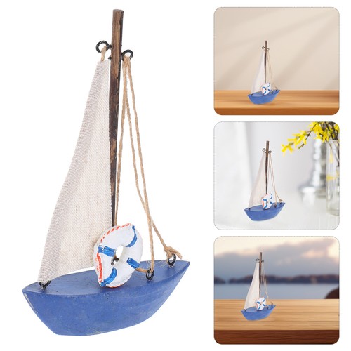 Wooden sailing boat - ,