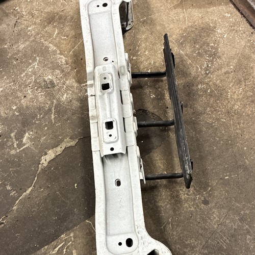 White cross ford transit - white,