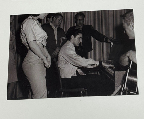 Elvis presley authentic photo - elvis,