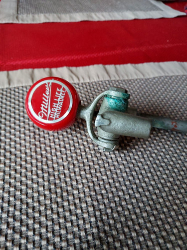 Miller high life milwaukee - miller,