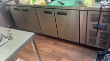Bench fridge 4door - bench,
