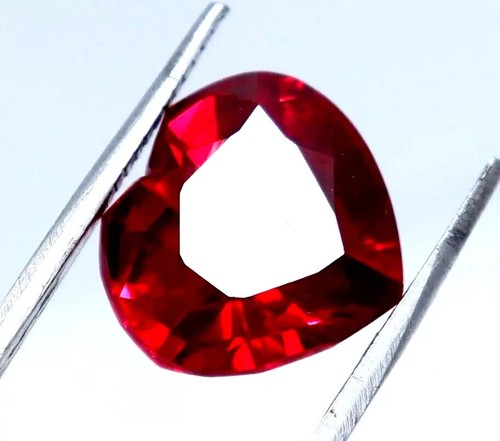 Natural red ruby heart - 40, ct