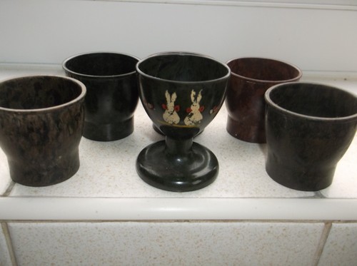 Bakelite egg cups - 5,