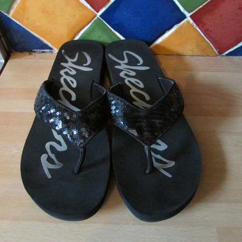 Skechers sequined black toe
