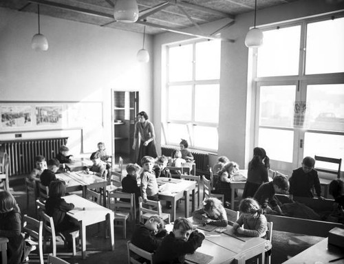 School classroom peterlee - school,