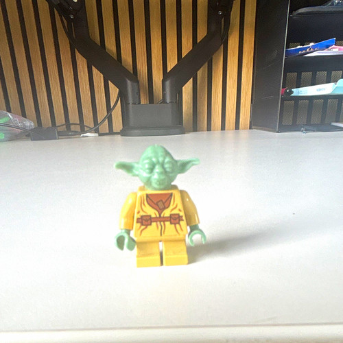 Lego star wars yoda minifigure - lego,