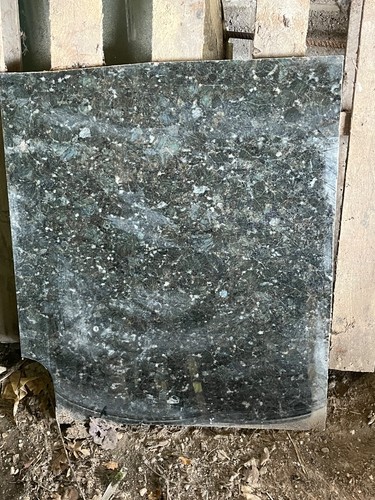Black thick marble worktop
