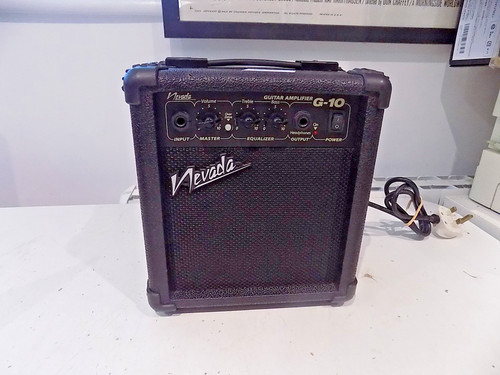 Nevada guitar amplifier - g-10,