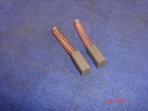 Pair carbon brushes - of,