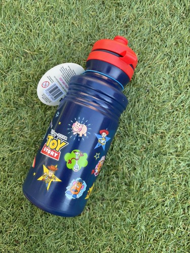 Toy story water - story,