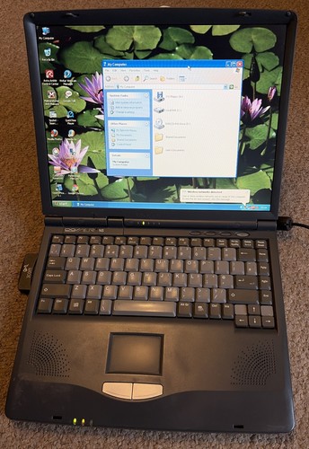 Vintage windows laptop - windows,