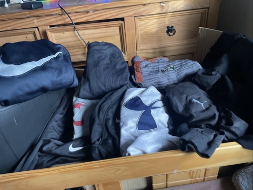 Designer clothes all sizes - 50,