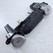 HYUNDAI I20 MK1 HAZARD LIGHT