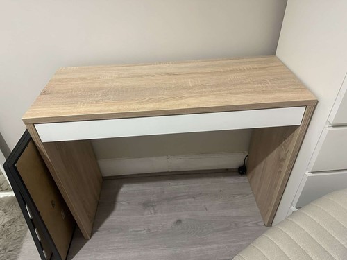 Moneta desk - moneta,