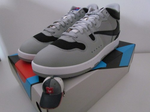 Nike travis scott - x,