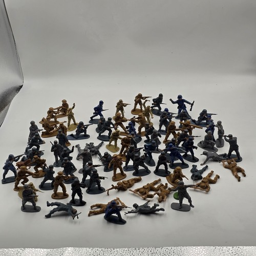 Job lot vintage - of, plastic
