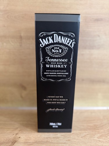 Jack daniels tennessee whiskey - daniels,
