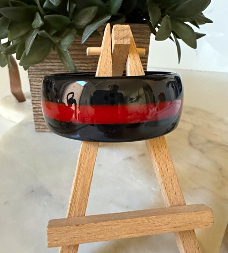 Vintage black red bakelite - &,