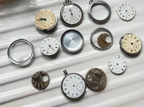 Pocket watch movements - pocket, cases