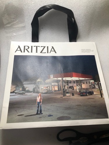 Aritzia shopping bag unisex