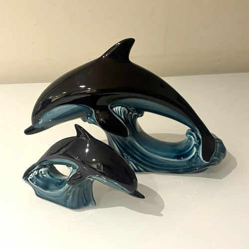 Poole pottery dolphins on - pottery, 2