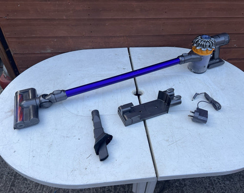 Dyson cordless stick - dyson,