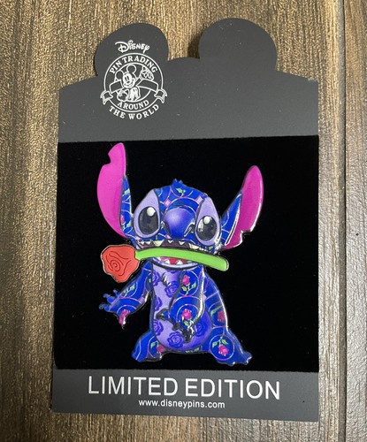 Stitch crashes disney 1 - stitch,