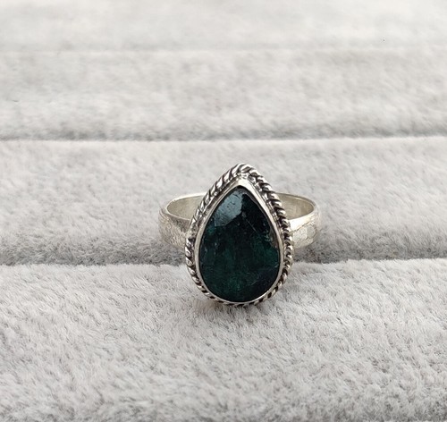 Emerald ring gemstone solid - gemstone,