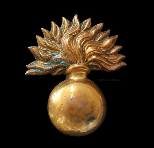 Grenadier guards cap badge - grenadier,