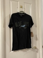 Men’s Size Small Forty Seven