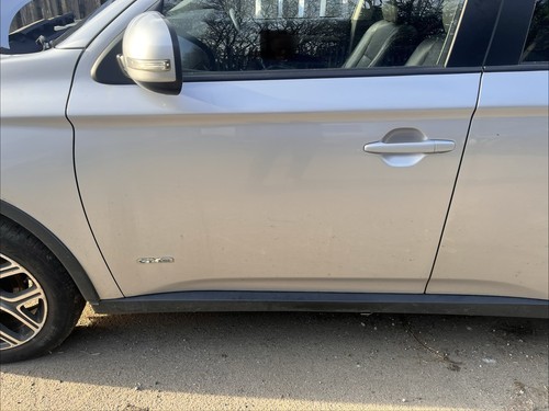 Mitsubishi outlander 4 - mitsubishi,