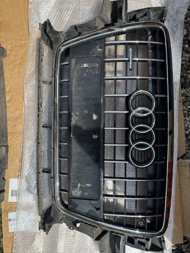 Audi front grill - q5,