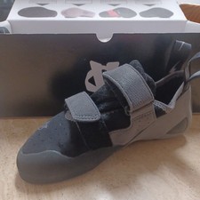 Evolve Defy Climbing Shoes UK